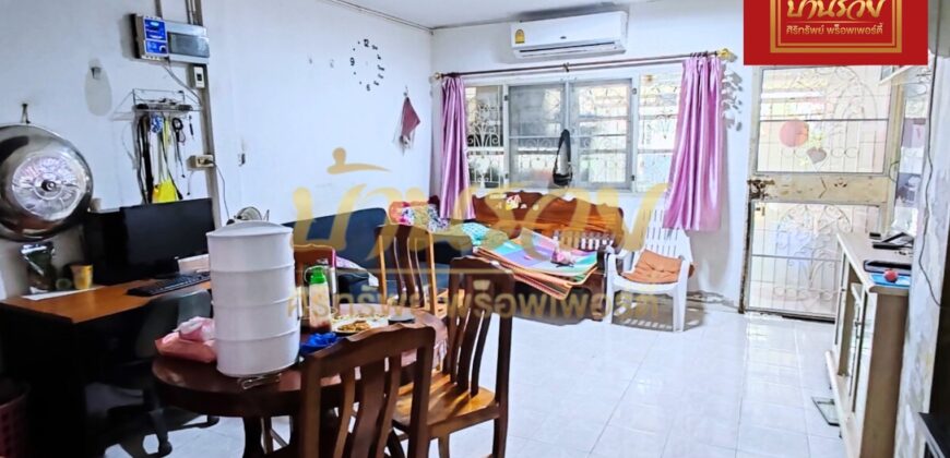 ทาวน์เฮ้าส์ 2 ชั้น หมู่บ้านวิวัฒน์โฮม ซอยเทศบาลบางปู 40 (ซอยโตโย)​ทำเลดีใกล้รถไฟฟ้าสถานีแพรกษา พร้อมเข้าอยู่