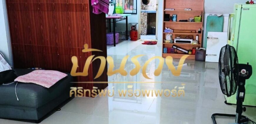 ทาวน์เฮ้าส์ 2 ชั้น หมู่บ้านกิตตินคร เทพารักษ์ ซอยมังกร ใกล้จุดขึ้น-ลงทางด่วนกาญจนาฯ พร้อมเข้าอยู่