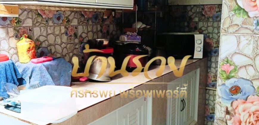 ทาวน์เฮ้าส์ 2 ชั้น หมู่บ้านกิตตินคร เทพารักษ์ ซอยมังกร ใกล้จุดขึ้น-ลงทางด่วนกาญจนาฯ พร้อมเข้าอยู่