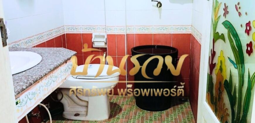 ทาวน์เฮ้าส์ 2 ชั้น หมู่บ้านกิตตินคร เทพารักษ์ ซอยมังกร ใกล้จุดขึ้น-ลงทางด่วนกาญจนาฯ พร้อมเข้าอยู่