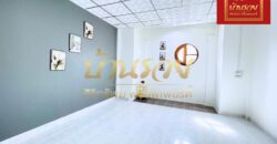 ทาวน์เฮ้าส์ 2 ชั้น หมู่บ้านเทพารักษ์ กม.25 (ซอยคิงคอง) ใกล้นิคมเมืองใหม่บางพลี พร้อมเข้าอยู่