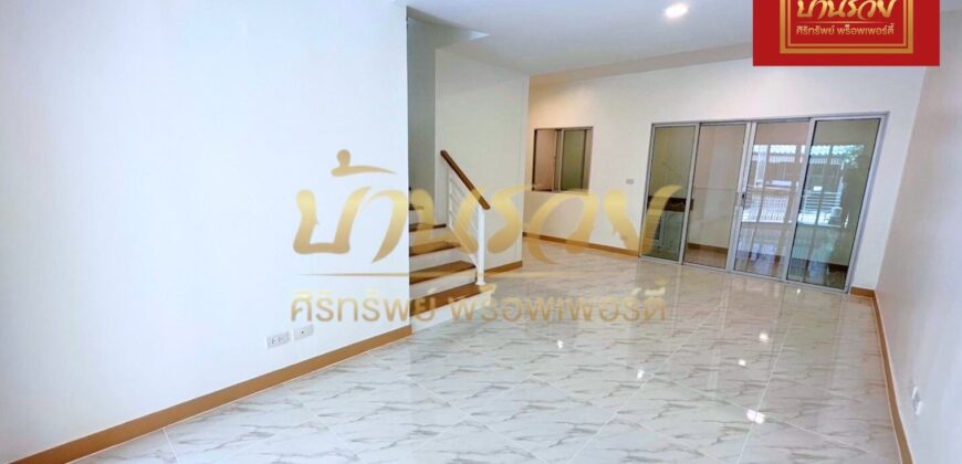 ทาวน์เฮ้าส์ 2 ชั้น หมู่บ้านเดอะคอนเนค สุวรรณภูมิ 1 ซอยกิ่งแก้ว 37 ถนนกิ่งแก้ว รีโนเวทใหม่ พร้อมเข้าอยู่