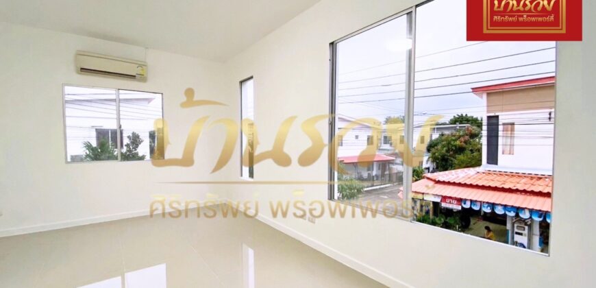 ทาวน์เฮาส์ 2 ชั้น *หลังมุม หมู่บ้านพฤกษา 77/2 สุขสวัสดิ์ พระสมุทรเจดีย์ รีโนเวทใหม่พร้อมเข้าอยู่