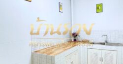 ทาวน์เฮ้าส์ 2 ชั้น หมู่บ้านชายคลอง เทพารักษ์ กม.25 (ซอยคิงคอง) ใกล้นิคมบางพลี บ้านรีโนเวทใหม่ ตกแต่งพร้อมเข้าอยู่