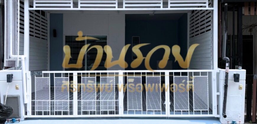 ทาวน์เฮ้าส์ 2ชั้น หมู่บ้านเดอะคอนเน็ก เทพารักษ์-เมืองใหม่ ใกล้นิคมเมืองใหม่บางพลี พร้อมเข้าอยู่