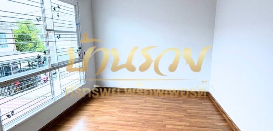 ทาวน์เฮ้าส์ 2ชั้น หมู่บ้านเดอะคอนเน็ก เทพารักษ์-เมืองใหม่ ใกล้นิคมเมืองใหม่บางพลี พร้อมเข้าอยู่