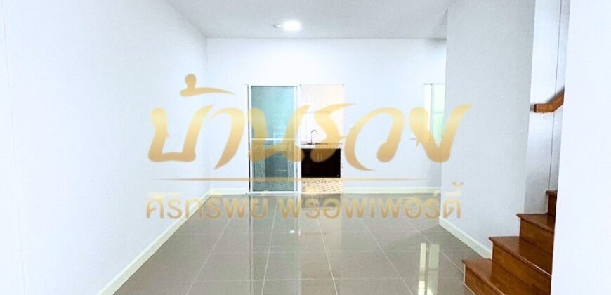 ทาวน์เฮ้าส์ 2ชั้น หมู่บ้านเดอะคอนเน็ก เทพารักษ์-เมืองใหม่ ใกล้นิคมเมืองใหม่บางพลี พร้อมเข้าอยู่