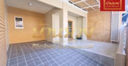 ทาวน์เฮ้าส์ 2 ชั้น หมู่บ้านพฤกษา 28/1 ถนนแพรกษา ใกล้นิคมอุตสาหกรรมบางปู บ้านรีโนเวทใหม่ ต้นๆโครงการ พร้อมเข้าอยู่