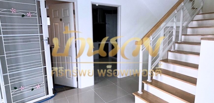 บ้านเดี่ยว 2 ชั้น หมู่บ้านแอมมิตี้บางนา-เทพารักษ์ ถนนเทพารักษ์ กม.26 ใกล้นิคมอุตสาหกรรมบางพลี พร้อมเข้าอยู่