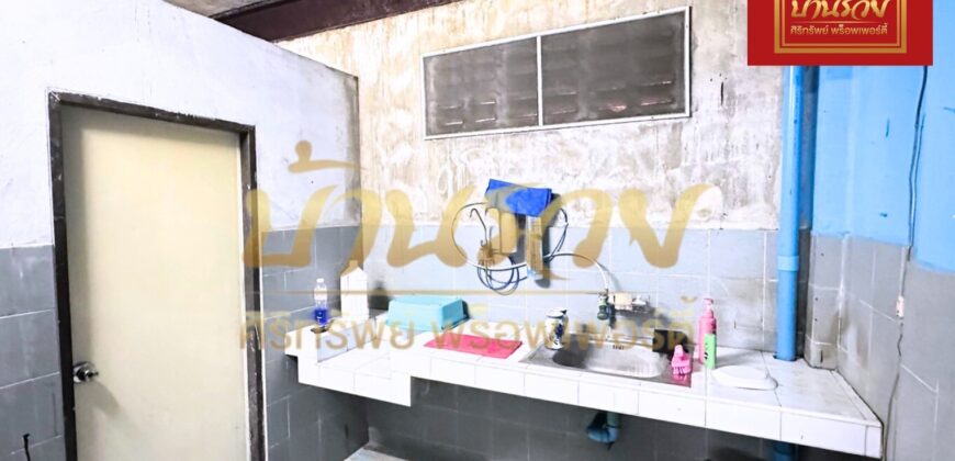 อาคารพาณิชย์ 3 ชั้น ซอยมิตรไมตรี 27-บางเมือง ใกล้ BTS โรงเรียนนายเรือ เหมาะกับทำเลค้าขาย