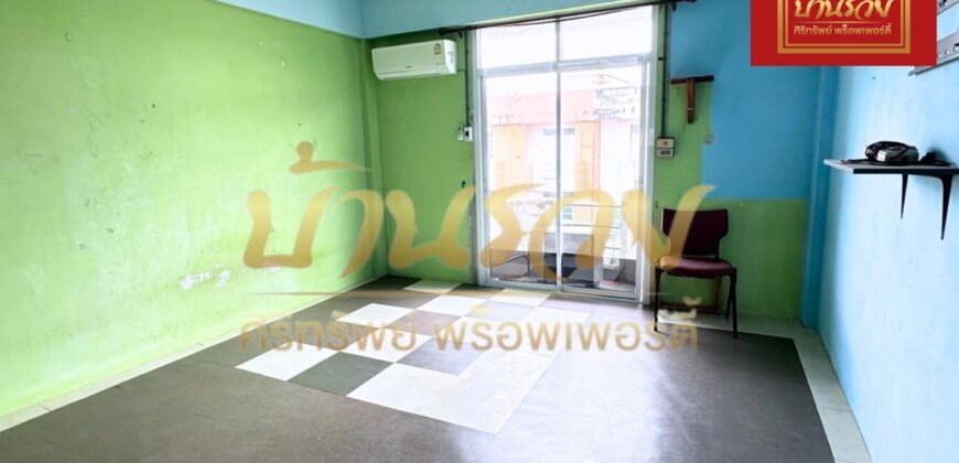 อาคารพาณิชย์ 3 ชั้น ซอยมิตรไมตรี 27-บางเมือง ใกล้ BTS โรงเรียนนายเรือ เหมาะกับทำเลค้าขาย