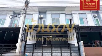 ทาวน์เฮ้าส์ 2 ชั้น หมู่บ้านกัสโต้ บางนา-สุวรรณภูมิ ถ.วัดศรีวารีน้อย-บางเสาธง บ้านรีโนเวทใหม่ ตกแต่งสวย สไตล์โมเดิร์น