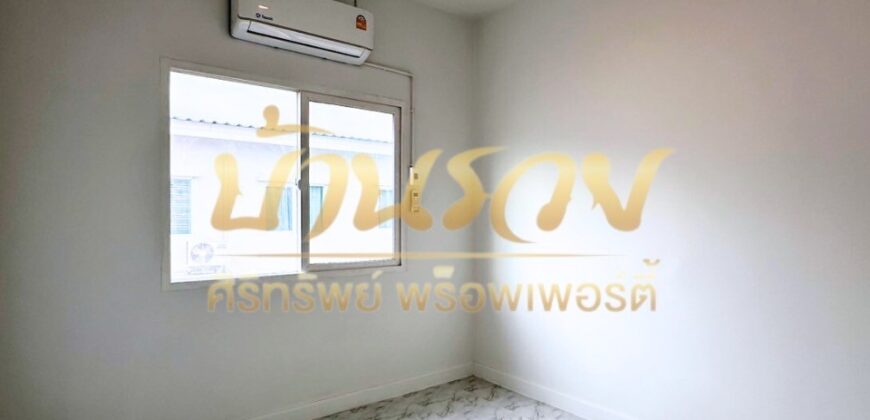 ทาวน์เฮ้าส์ 2 ชั้น หมู่บ้านกัสโต้ บางนา-สุวรรณภูมิ ถ.วัดศรีวารีน้อย-บางเสาธง บ้านรีโนเวทใหม่ ตกแต่งสวย สไตล์โมเดิร์น