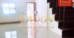 ทาวน์เฮ้าส์ 2 ชั้น หมู่บ้านฉัตรณรงค์ แพรกษา ใกล้รถไฟฟ้าสถานีแพรกษา บ้านรีโนเวทใหม่พร้อมเข้าอยู่