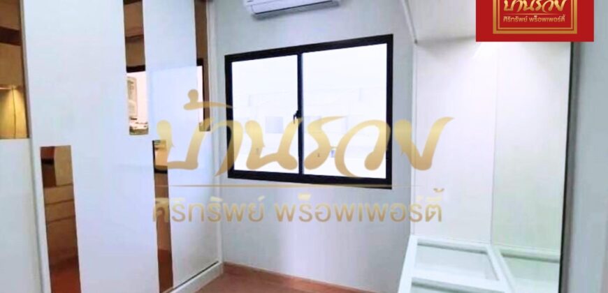 ทาวน์โฮม2 ชั้น #หลังมุม หมู่บ้าน เดอะคัลเลอร์ บางนา กม.10 ซอยมหาชัย รีโนเวทใหม่ ใกล้เมกาบางนา พร้อมเข้าอยู่