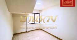 ทาวน์เฮ้าส์ 2 ชั้น หมู่บ้าน บารเมษฐ์ บางบ่อ-เทพารักษ์ กม. 24 ใกล้นิคมบางพลี ปรับปรุงใหม่ พร้อมเข้าอยู่