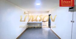 ทาวน์เฮ้าส์ 2 ชั้น หมู่บ้าน บารเมษฐ์ บางบ่อ-เทพารักษ์ กม. 24 ใกล้นิคมบางพลี ปรับปรุงใหม่ พร้อมเข้าอยู่