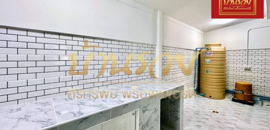 ทาวน์เฮ้าส์ 2 ชั้น หมู่บ้านนิรันดร์วิลล์ 10 ซอยวัดศรีวารีน้อย บางนา กม.18 ใกล้มหาลัยหัวเฉียว รีโนเวทใหม่