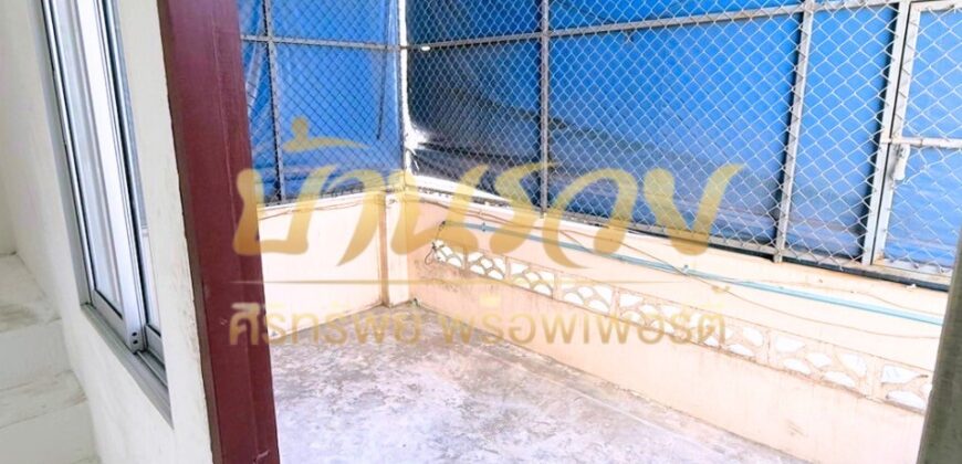 ตึกแถว 3 ชั้น #หลังมุมถนนเมนหลัก เหมาะทำอ๊อฟฟิต หรือ ค้าขาย หมู่บ้านสรณ์สิริ เทพารักษ์-แพรกษา ใกล้ทางด่วนกาญจนาฯ รีโนเวทใหม่ทั้งหลัง พร้อมอยู่อาศัย