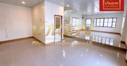 บ้านแฝด 2 ชั้น หมู่บ้านนันทนา การ์เด้นท์ ซอยบางปลา 22 ใกล้รพ.จุฬารัตน์ 3 รีโนเวทใหม่ #จอดรถได้4คัน