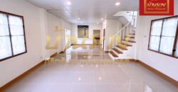 บ้านแฝด 2 ชั้น หมู่บ้านนันทนา การ์เด้นท์ ซอยบางปลา 22 ใกล้รพ.จุฬารัตน์ 3 รีโนเวทใหม่ #จอดรถได้4คัน