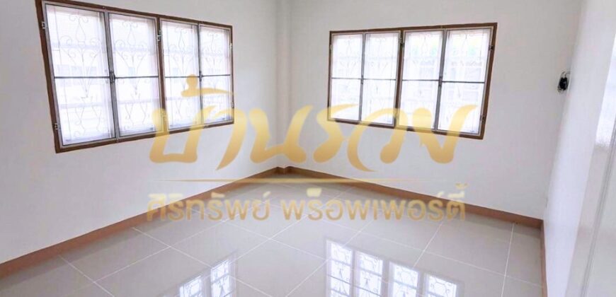 บ้านแฝด 2 ชั้น หมู่บ้านนันทนา การ์เด้นท์ ซอยบางปลา 22 ใกล้รพ.จุฬารัตน์ 3 รีโนเวทใหม่ #จอดรถได้4คัน