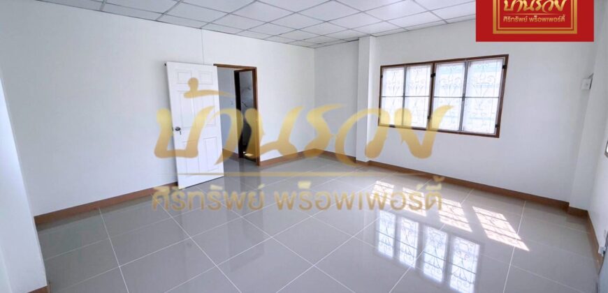 บ้านแฝด 2 ชั้น หมู่บ้านนันทนา การ์เด้นท์ ซอยบางปลา 22 ใกล้รพ.จุฬารัตน์ 3 รีโนเวทใหม่ #จอดรถได้4คัน