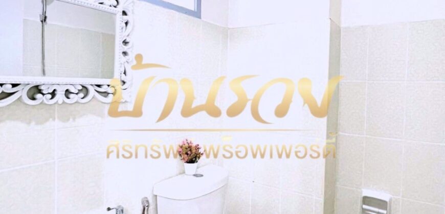 ทาวน์เฮ้าส์ 2 ชั้น หมู่บ้านชายคลอง ต้นซอย เทพารักษ์ กม.25 (ซอยคิงคอง) ใกล้นิคมบางพลี บ้านรีโนเวทใหม่ ตกแต่งพร้อมเข้าอยู่