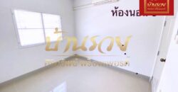 ทาวน์เฮ้าส์ 2 ชั้น หลังมุม หมู่บ้านนิรันดร์วิลล์ 12 ซอยวัดศรีวารีน้อย (บางนา-ตราด กม.8) บ้านรีโนเวทใหม่