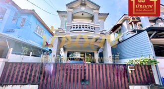 บ้านแฝด 2 ชั้น หมู่บ้านนันทนา การ์เด้นท์ ซอย6 บางปลา 22 ใกล้รพ.จุฬารัตน์ 3