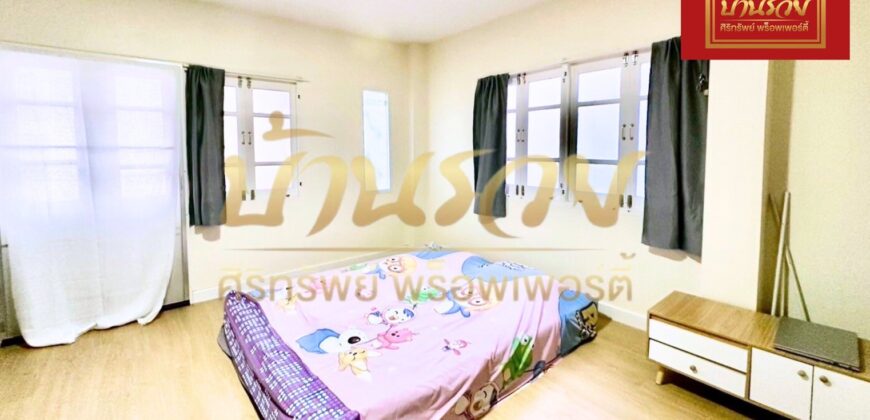 บ้านแฝด 2 ชั้น หมู่บ้านนันทนา การ์เด้นท์ ซอย6 บางปลา 22 ใกล้รพ.จุฬารัตน์ 3