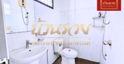 ทาวน์เฮ้าส์ 2 ชั้น หมู่บ้านชายคลอง หลังมุม เทพารักษ์ กม.25 (ซอยคิงคอง) ใกล้นิคมบางพลี บ้านรีโนเวทใหม่ ตกแต่งพร้อมเข้าอยู่