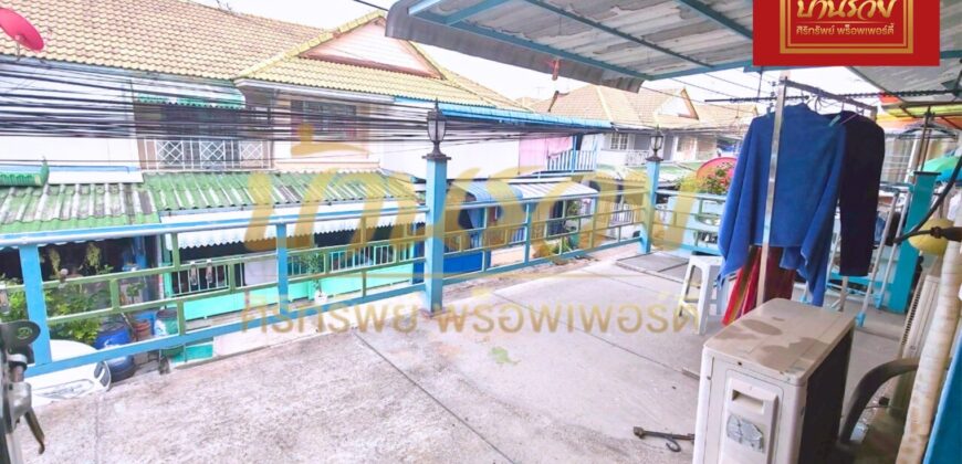 ทาวน์เฮ้าส์ 2 ชั้น หมู่บ้านพฤกษา 15 บางพลี-ตำหรุ ใกล้นิคมอุตสาหกรรมบางปู ขายตามสภาพพร้อมเข้าอยู่
