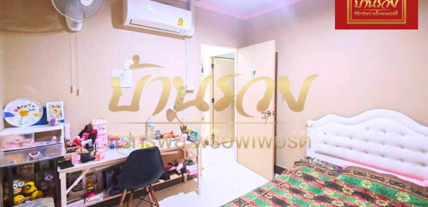 ทาวน์เฮ้าส์ 2 ชั้น หมู่บ้านพฤกษา 15 บางพลี-ตำหรุ ใกล้นิคมอุตสาหกรรมบางปู ขายตามสภาพพร้อมเข้าอยู่