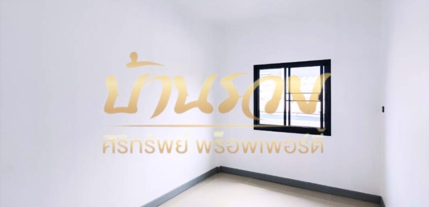 อาคารพาณิชย์ 2 ชั้น ซอยอุดมเดช ใกล้สถานีรถไฟฟ้านายเรือ รีโนเวทใหม่ทั้งหลัง ตกพร้อมเข้าอยู่