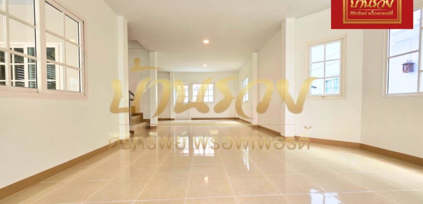 บ้านแฝด 2 ชั้น หมู่บ้านทัศรินทร์ ซอยมังกร-เทพารักษ์ ใกล้จุดขึ้น-ลงทางด่วนกาญจนา บ้านรีโนเวทใหม่