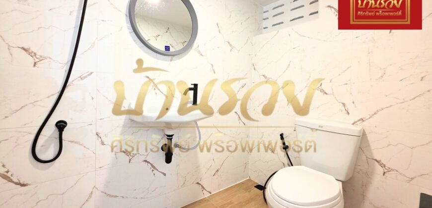 บ้านแฝด 2 ชั้น หมู่บ้านทัศรินทร์ ซอยมังกร-เทพารักษ์ ใกล้จุดขึ้น-ลงทางด่วนกาญจนา บ้านรีโนเวทใหม่