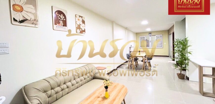 ทาวน์เฮ้าส์ 2 ชั้น หมู่บ้านพนาสนธิ์ วิลล่า สุวรรณภูมิ ใกล้ถนนเทพารักษ์ รีโนเวทใหม่ทั้งหลังพร้อมเข้าอยู่