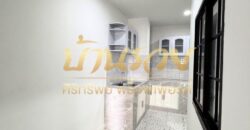 ทาวน์เฮ้าส์ 2 ชั้น #หลังริม ซอยนารถสุนทร 15 บางเมือง แนวรถไฟฟ้า ใกล้โรงเรียนนายเรือ บ้านรีโนเวทตกแต่งใหม่ทั้งหลัง