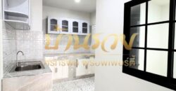 ทาวน์เฮ้าส์ 2 ชั้น #หลังริม ซอยนารถสุนทร 15 บางเมือง แนวรถไฟฟ้า ใกล้โรงเรียนนายเรือ บ้านรีโนเวทตกแต่งใหม่ทั้งหลัง