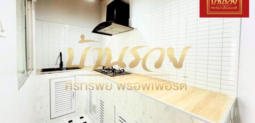 ทาวน์เฮ้าส์ 2 ชั้น หมู่บ้านพฤกษา 88 ใกล้นิคมอุตสาหกรรมบางปู รีโนเวทใหม่ทั้งหลัง พร้อมเข้าอยู่