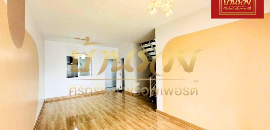 ทาวน์เฮ้าส์ 2 ชั้น หมู่บ้านพฤกษา 88 ใกล้นิคมอุตสาหกรรมบางปู รีโนเวทใหม่ทั้งหลัง พร้อมเข้าอยู่