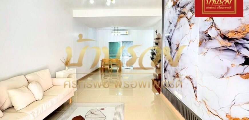 ทาวน์เฮ้าส์ 2 ชั้น หมู่บ้านเดอะคอนเนค 51#ต้นโครงการ เทพารักษ์-เมืองใหม่ ใกล้ทางด่วนบูรพาวิถี รีโนเวทใหม่ พร้อมเข้าอยู่