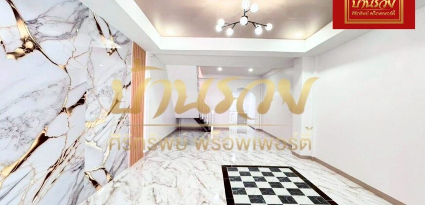 ทาวน์เฮ้าส์ 2 ชั้น หมู่บ้านร่มโพธิ์ ใกล้สี่แยกเทพารักษ์ กม.4 บ้านรีโนเวทใหม่ตกแต่งสวย พร้อมเข้าอยู่อาศัย