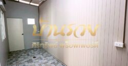 ทาวน์เฮ้าส์ 2 ชั้น #หลังมุมต้นโครงการ หมู่บ้านเดอะคอนเนค 8 ซอยมหาชัย ใกล้เมกะ บางนา พร้อมเข้าอยู่