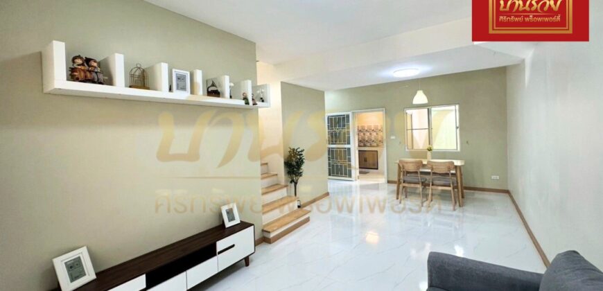 ทาวน์เฮ้าส์ 2 ชั้น หมู่บ้านพฤกษาวิลล์ 87/1 ซอยศรีมิตร ถนนเทพารักษ์ ใกล้โลตัสศรีนครินทร์ บ้านรีโนเวทใหม่
