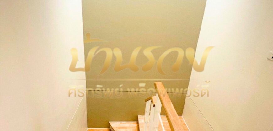 ทาวน์เฮ้าส์ 2 ชั้น หมู่บ้านพฤกษาวิลล์ 87/1 ซอยศรีมิตร ถนนเทพารักษ์ ใกล้โลตัสศรีนครินทร์ บ้านรีโนเวทใหม่