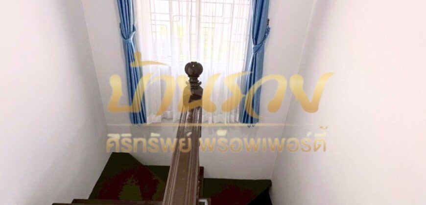 ทาวน์เฮ้าส์ 2 ชั้น หลังมุม หมู่บ้านนิรันดร์วิลล์ 12 ซอยวัดศรีวารีน้อย (บางนา-ตราด กม.8) บ้านรีโนเวทใหม่