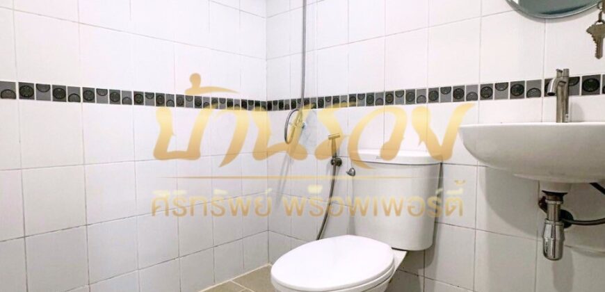 ทาวน์เฮ้าส์ 2 ชั้น หลังมุม หมู่บ้านนิรันดร์วิลล์ 12 ซอยวัดศรีวารีน้อย (บางนา-ตราด กม.8) บ้านรีโนเวทใหม่