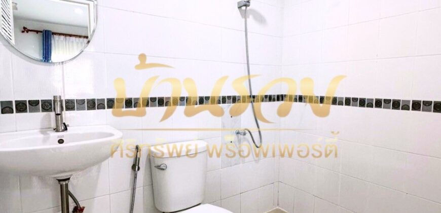 ทาวน์เฮ้าส์ 2 ชั้น หลังมุม หมู่บ้านนิรันดร์วิลล์ 12 ซอยวัดศรีวารีน้อย (บางนา-ตราด กม.8) บ้านรีโนเวทใหม่